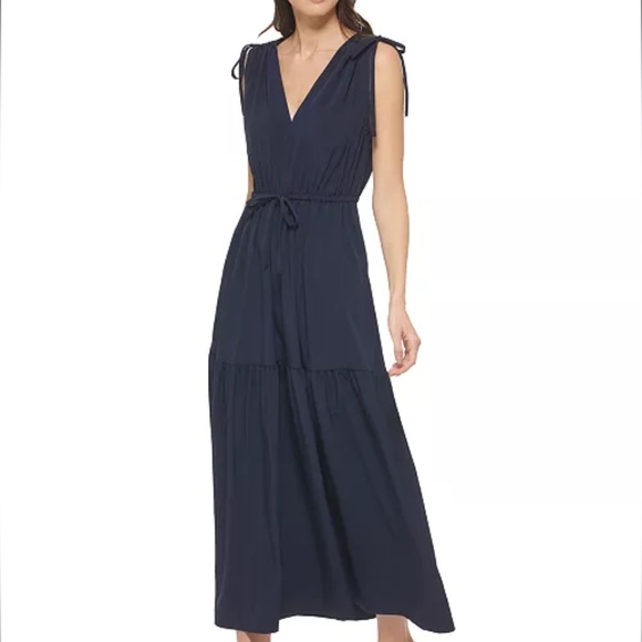 Calvin Klein Dresses & Skirts - Calvin Klein Commuter Sleeveless Tiered Double V-neck Maxi Dress sz 10